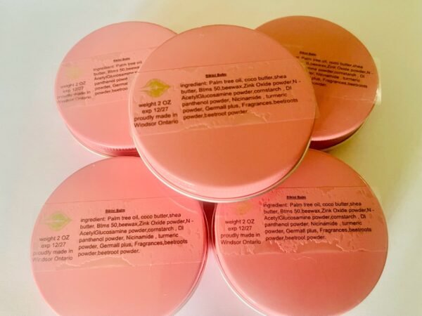 Beetroot lip scrubber